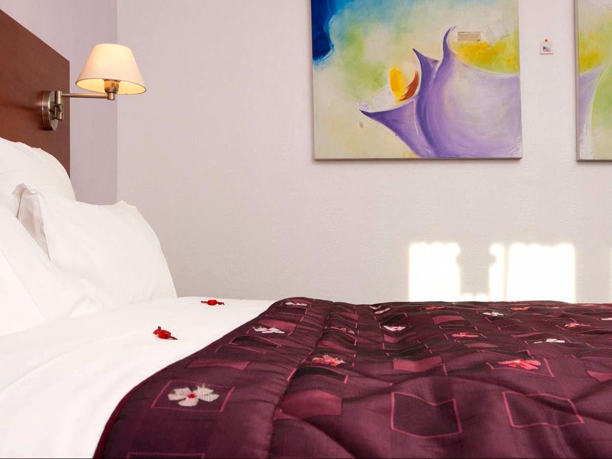 Hotel Restaurant Logis La Palette Wettolsheim Eksteriør billede