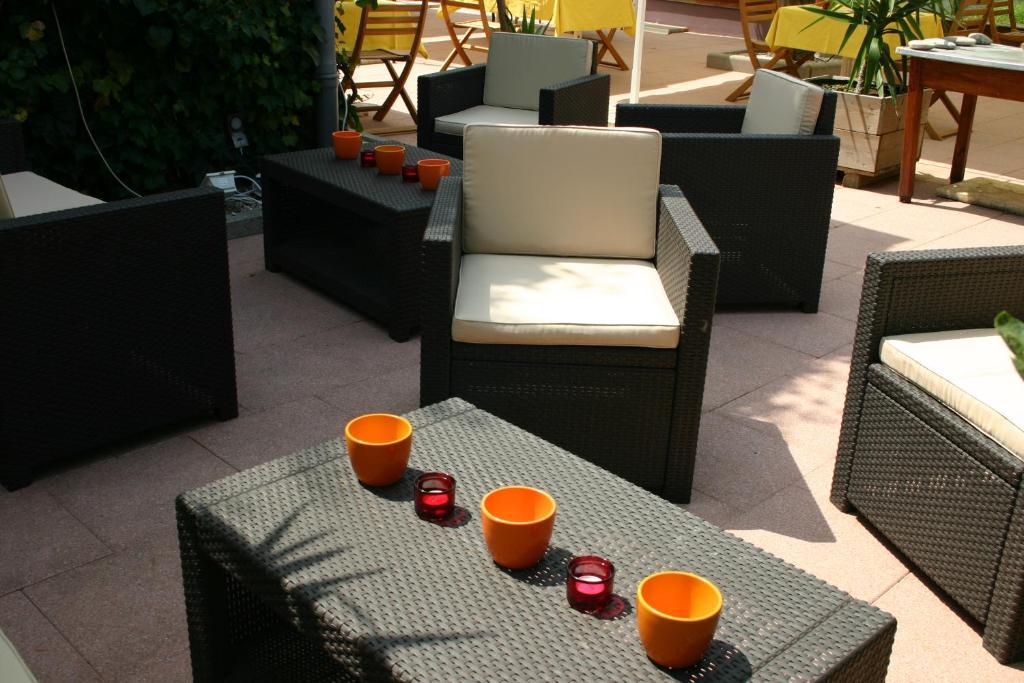 Hotel Restaurant Logis La Palette Wettolsheim Eksteriør billede