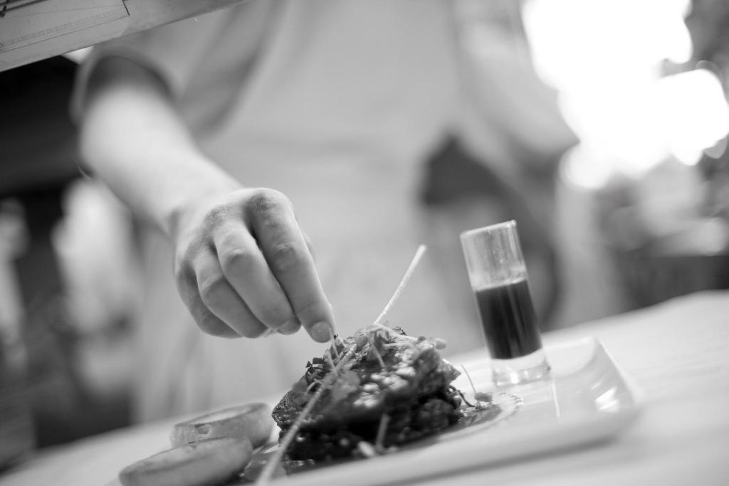 Hotel Restaurant Logis La Palette Wettolsheim Eksteriør billede